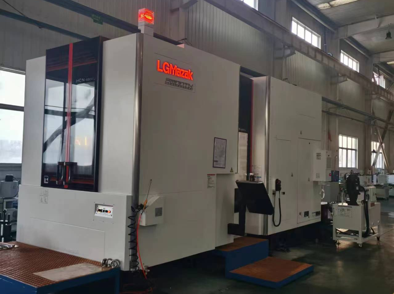 Mazak horizontal Machining Center